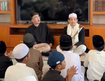 Ruben Onsu Rayakan Ultah ke-43 Bersama Yatim Piatu di Tengah Polemik Hak Asuh Anak