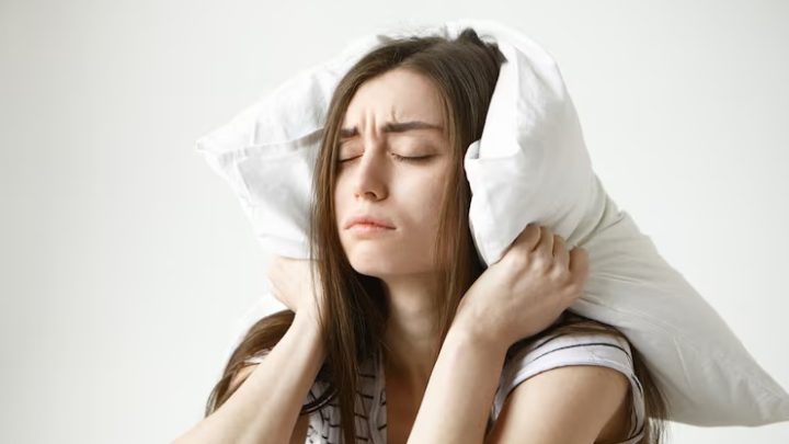 Ini Bedanya Kurang Tidur dan Insomnia Menurut Pakar